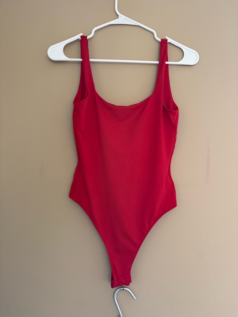 H&M DIVIDED Red Scoop Neck One-Piece Bodysuit
